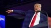 ARCHIVES - L'ancien président Donald Trump prend la parole lors de la Conférence d'action politique conservatrice (CPAC) le samedi 26 février 2022 à Orlando, en Floride.