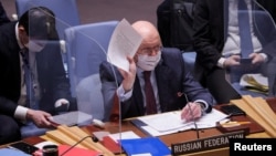 Ambasaderi w'Uburusiya muri ONU Vasily Nebenzya mu kanama kajejwe umutekano i New York City, kw'itariki ya 31/01/2022