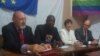 Conférence de presse de Hirondelle, association de Cotonou sur le mariage pour tous, à Cotonou, le 17 mai 2017. (VOA/Ginette Fleure Adandé)
