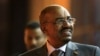 Le président du Soudan, Omar al-Bashir, à l'aéroport de Khartoum le 15 septembre 2015. REUTERS/Mohamed Nureldin Abdallah