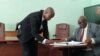 Kugcotshwa Ukhansila Omutsha weZanu PF Abaphikisayo eVictoria Falls Besithi Bekumele Kuqhutshwe Ukhetho Lwebyelection