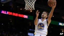 Stephen Curry, Oakland, Californie, le 9 mars 2016. (AP Photo/Ben Margot)