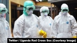 Personnel de la Croix-Rouge dans la zone à Beni, RDC, 2 novembre 2018.