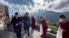 སྲིད་སྐྱོང་གིས་མི་མང་གི་འདོད་པ་ཆ་ཚང་སྐོང་ཐབས་བྲལ་ཡང་དགོས་མཁོའི་རིགས་གང་ཐུབ་སྒྲུབ་ཐབས་གནང་རྒྱུ་གསུང་པ།